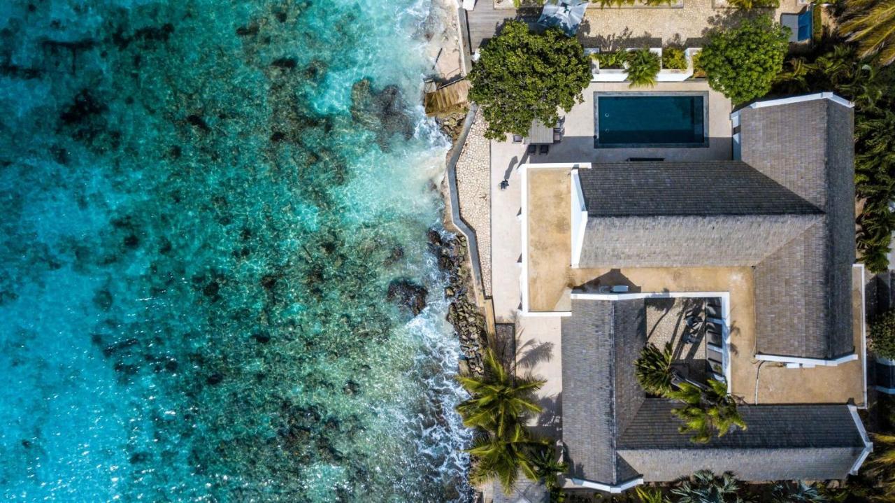 Oceanfront 72 & Sunny Villa Kralendijk  Exterior photo